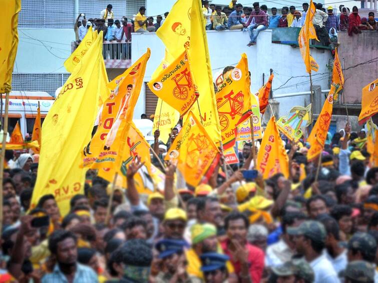 Guntur TDP BC Leaders Fires On CM Jagan బీసీ ద్రోహి జగన్ రెడ్డి, బీసీలకు వైద్య విద్య అందకుండా కుట్ర - గుంటూరు టీడీపీ నేతలు