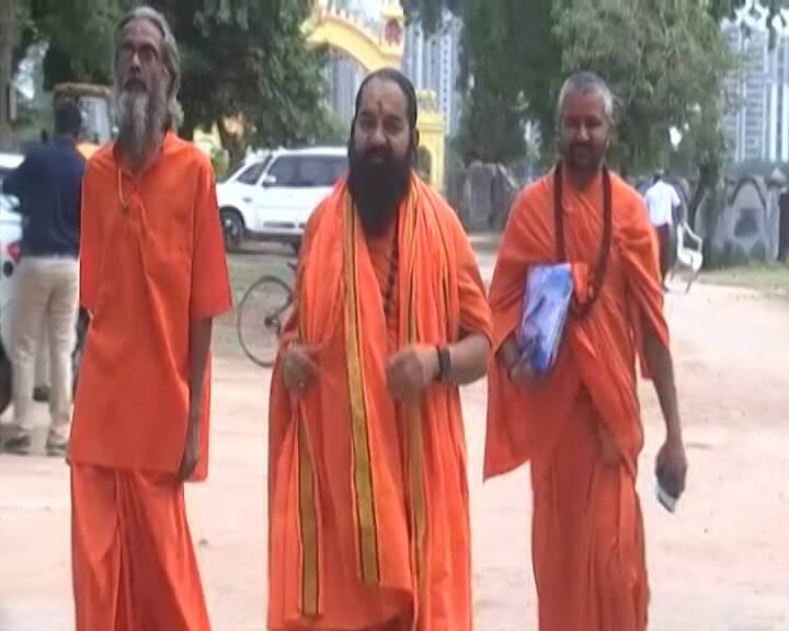 Salangpur Controversy: સાળંગપુરમાં વિવાદાસ્પદ ભીંતચિત્રોને લઈ મોટા સમાચાર, જાણો ક્યારે કરવામાં આવશે દૂર ?