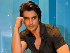 गश्मीर नाव कोणी ठेवले? ते महाराष्ट्रात चाललेल्या राजकारणावर काय मत आहे? नेटकऱ्यांनी विचारलेल्या प्रश्नांची गश्मीर महाजनीनं दिली उत्तरं