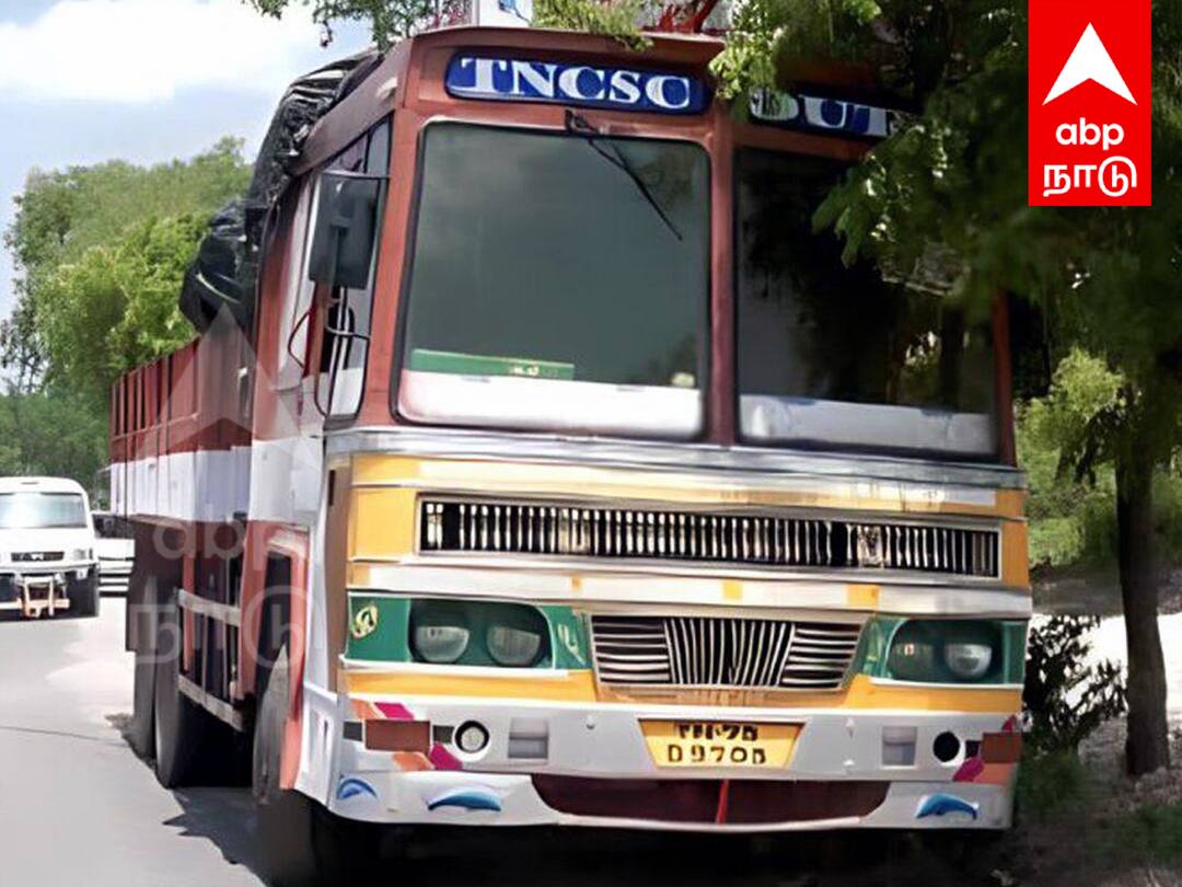 திண்டிவனத்தில் ரேஷன் அரிசி கடத்தல்... லாரி சேற்றில் சிக்கியதால் விட்டுச்சென்ற மர்ம நபர்கள்