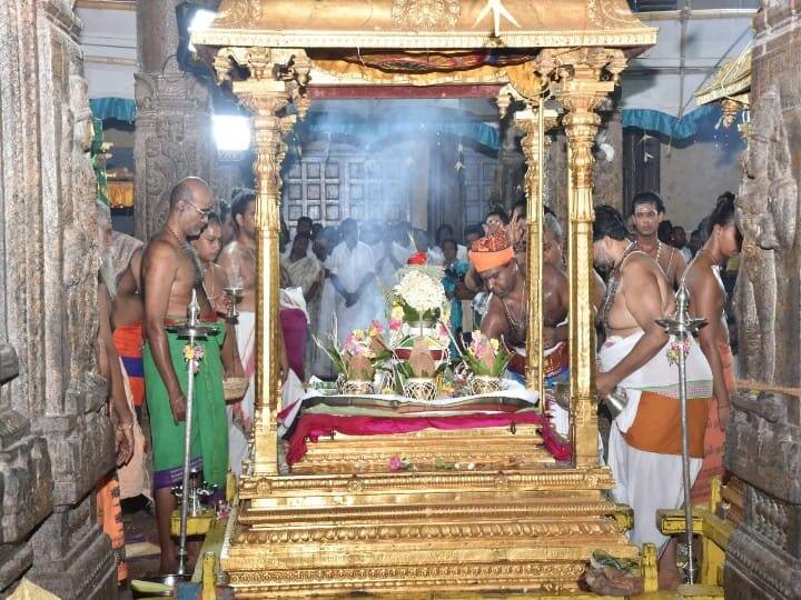 Madurai Meenakshi amman temple Kumbhabhishekam temple festival TNN மதுரை மீனாட்சியம்மன் கோயில் கும்பாபிஷேக திருப்பணிகளுக்கான பாலாலயம்  - ஏராளமான பக்தர்கள் பங்கேற்பு
