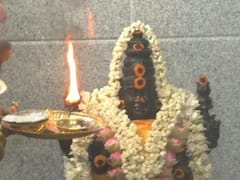 கரூர் ஸ்ரீ வெள்ளி அம்பல ஈஸ்வரர் ஆலய அஷ்டபந்தன மகா கும்பாபிஷேக விழா