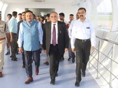 CEC राजीव कुमार की अगुवाई में भोपाल पहुंचा केन्द्रीय निर्वाचन दल, चुनाव तैयारियों का लेगा जायजा