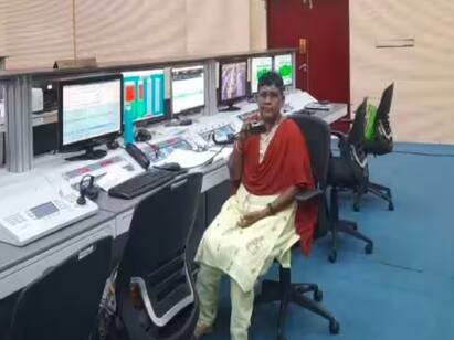 Valarmathi The voice behind ISRO rocket launch countdown  fades away Valarmathi: இஸ்ரோவின் மிஷன் ரேஞ்ச் ஸ்பீக்கர் வளர்மதி திடீர் மறைவு.. விஞ்ஞானிகள் இரங்கல்