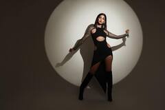 Pooja Hegde Photos : ஹாலிவுட் நடிகைகளுக்கு ட்ஃப் கொடுக்கும் புட்ட பொம்மா பூஜா!