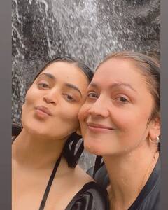 Bebika Pooja Pool Party: बिग बॉस घर के बाहर भी दिखी पूजा भट्ट औऱ बेबीका धुर्वे की स्ट्रांग बॉन्डिंग, दोनों ने जमकर की पूल में मस्ती