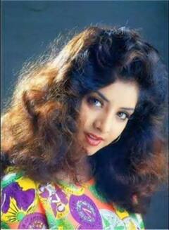 Divya Bharti Life: कभी कलाई काटी...कभी जलाया हाथ! मौत से पहले खुद को ऐसे टॉर्चर करती थीं दिव्या भारती, इस शख्स ने किया था खुलासा
