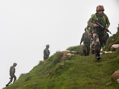 जम्मू-कश्मीर के रियासी में मुठभेड़, एक आतंकी ढेर, दो जवान जख्मी