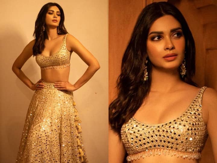 For a wedding fashion show, Diana Penty walked the runway for designer Gopi Vaid. See her pics.