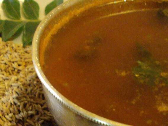 Rasam Recipe: साउथ इंडियन फेमस डिश 'रसम' को इस अंदाज में बनाएं, बनेगा एकदम परफेक्ट