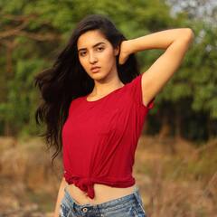 Gadar 2 Success Party पर Simrat Kaur ने अपने Dialogue से लूटी महफिल ! | ENT LIVE