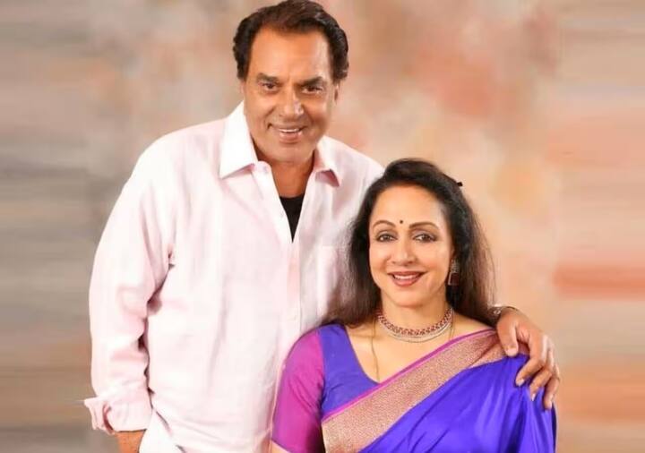खबरों की मानें तो जब से हेमा और धर्मेंद्र का प्यार शुरू हुआ था. उसके बाद से एक्ट्रेस सिर्फ फिल्मों में धर्मेंद्र के साथ ही रोमांस करती थी. लेकिन बहुत कम लोग जानते हैं कि धर्मेंद्र क अलावा भी एक एक्टर था जिसके साथ हेमा किसिंग सीन देने को तैयार हो गई थी. लेकिन इस सीन में एक्ट्रेस की मां ने खलल डाल दिया था.