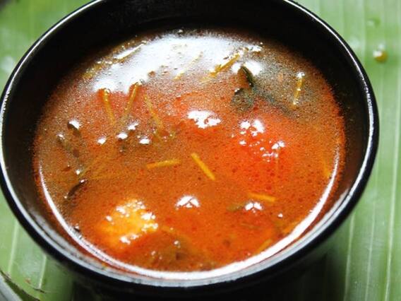 Rasam Recipe: साउथ इंडियन फेमस डिश 'रसम' को इस अंदाज में बनाएं, बनेगा एकदम परफेक्ट