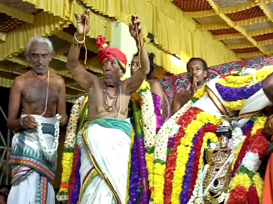 மயூரநாதர் அபயாம்பிகை திருக்கல்யாணம் வைபவம் - திருவாவடுதுறை மடாதிபதி பங்கேற்று வழிபாடு Mayiladuthurai mayuranathar abhayam bigai marriage festival TNN மயூரநாதர் அபயாம்பிகை திருக்கல்யாணம் வைபவம் - திருவாவடுதுறை மடாதிபதி பங்கேற்று வழிபாடு