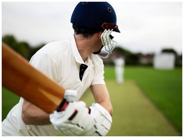cricket scorer career option how to become cricket scorer eligibility course salary क्रिकेट मैच में जो स्कोर अपडेट करता है, वो कैसे बनते हैं, कितनी होती है उनकी सैलरी?