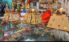 Chandrayaan 3: वाराणसी में लकड़ी पर बना चंद्रयान 3 का मॉडल, PM मोदी और CM योगी को किया जाएगा भेंट, देखें तस्वीरें