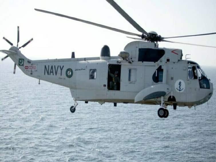 3 Army soldiers killed in training plane crash in Pakistan Pakistan Flight Crash: பாகிஸ்தான்: பயிற்சியில் ஈடுபட்ட விமானம்.. விழுந்து நொறுங்கியதில் 3 ராணுவ வீரரகள் உயிரிழப்பு