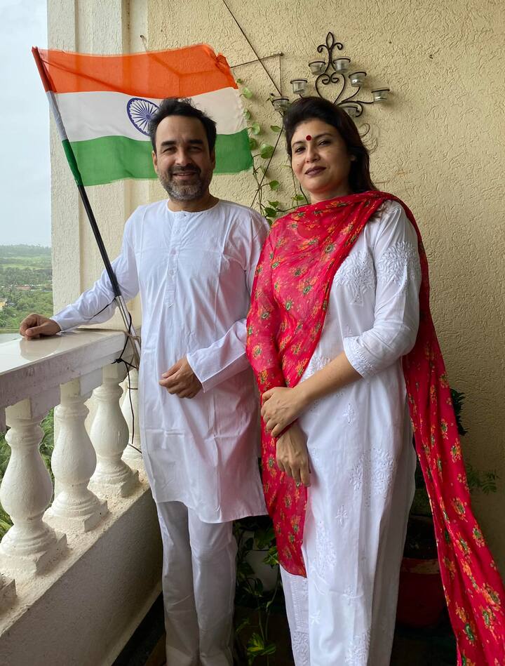 इसके अलावा एक्टर के घर की बालकनी भी काफी बड़ी है. जहां से समुद्र और शहर का सुंदर नजारा दिखाई देता है.