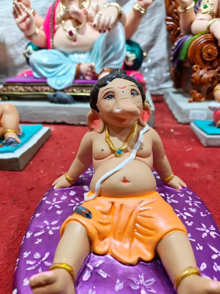 यात आपल्या लाडक्या बाप्पांचं लहान रूप पाहायला मिळणं म्हणजे भाविंकांसाठी पर्वणीचं..