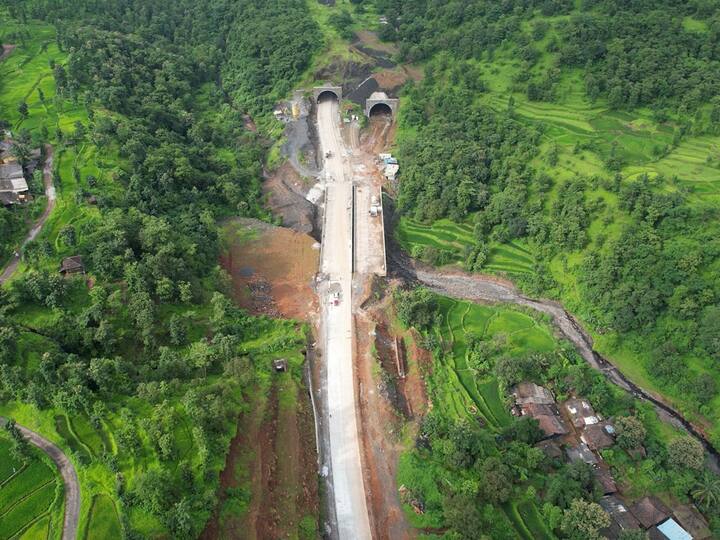 कारण याच घाटाला पर्यायी मार्ग म्हणून या घाटाच्या डोंगरातून दोन बोगदे पाडण्यात आले आहेत.