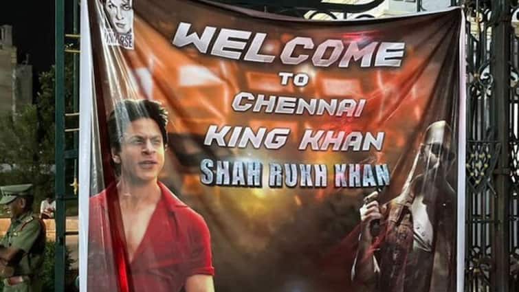 Shah Rukh Khan-starrer Jawan is quite hot down South; expected to emerge as the BIGGEST Hindi film in Tamil Nadu Jawan: চেন্নাই থেকে তামিলনাড়ু দক্ষিণেও ঝড় তুলতে প্রস্তুত 'জওয়ান'