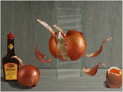 Onion Peel: ఉల్లిపాయ తొక్కలను పడేయకుండా ఇలా చేయండి