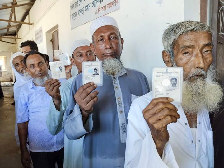 Jammu Kashmir revised voter list 2 lakh voter increased ann Jammu Kashmir: जम्मू-कश्मीर में मतदाता सूची में संशोधन का काम पूरा, 2 लाख से ज्यादा वोटर बढ़े