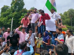 नाराज B.Ed धारकों ने प्रयागराज में लगाई महापंचायत, सरकार से की दखल देने की मांग