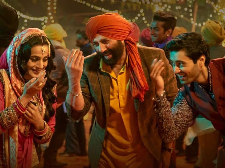 Gadar 2 Box Office Collection Day 26 sunny deol film may earn 2.70 Crore on twenty sixth day forth Tuesday Gadar 2 Box Office Collection Day 26: 'जवान' की रिलीज से पहले ही घटने लगी है Gadar 2 की कमाई, मंगलवार को बेहद कम हुआ कलेक्शन, जानें आंकड़ें