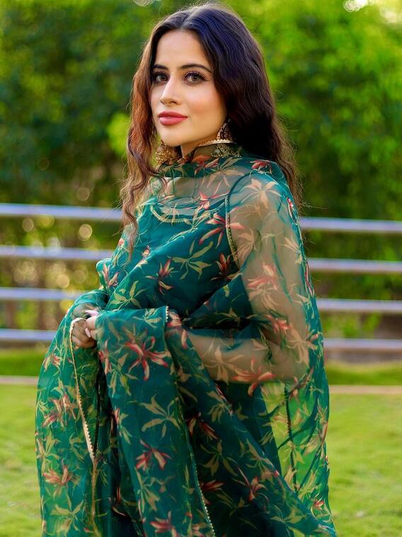 एक्ट्रेस बनने नहीं, जिंदा रहने के लिए घर से भागी थीं उर्फी?