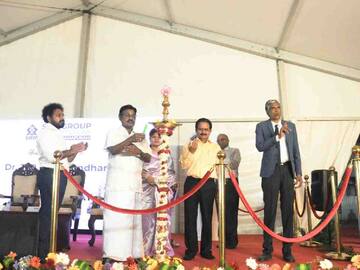 Teachers Day 2023: எஸ்.ஆர்.எம்.குழுமம் சார்பில் ஈஸ்வரி பொறியியல் கல்லூரியில் ஆசிரியர் தின கொண்டாட்டம்!