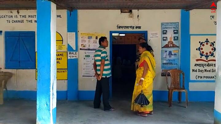২০২১ বিধানসভা নির্বাচনে এ আসনে বিজেপির টিকিটে জয়ী হন বিষ্ণুপদ রায়। তাঁর মৃত্যুতে এই উপনির্বাচন।