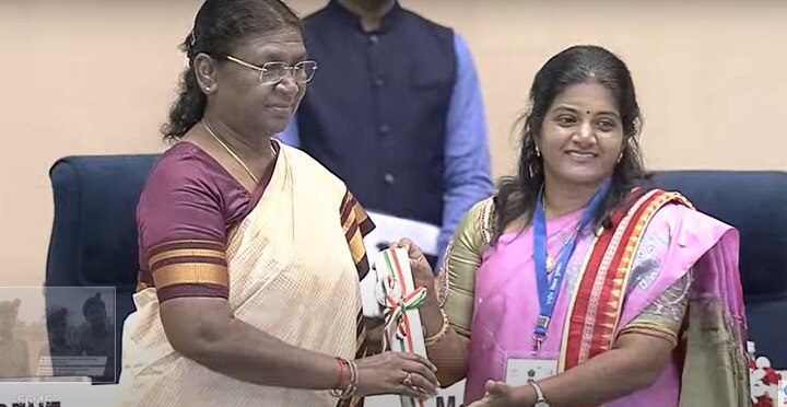 National Teachers Award: காட்வின் வேதநாயகம், மாலதி உள்ளிட்ட 75 பேருக்கு தேசிய நல்லாசிரியர் விருது; வழங்கிய குடியரசுத் தலைவர்! 