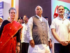 సోనియా నివాసంలో కాంగ్రెస్ లీడర్ల అత్యవసర భేటీ, వెంటనే I.N.D.I.A కూటమితోనూ