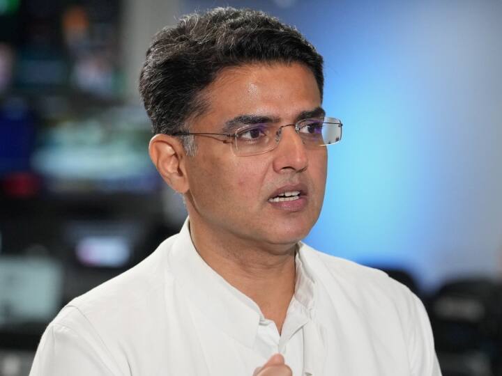 Sachin Pilot role in Rajasthan Congress Core Committee and Coordination committee AshoK Gehlot Mallikarjun Kharge  Rajasthan Election: राजस्थान में कांग्रेस की चुनावी कमेटियों का एलान, जानें- सचिन पायलट के 'हाथ' क्या आया?