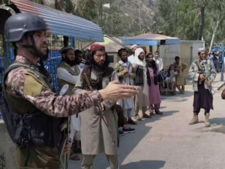 Pakistan-Afghanistan: सीमा पर भिड़े तालिबान लड़ाके और पाकिस्तानी सुरक्षाकर्मी, खूब चली गोलियां, बॉर्डर हुआ बंद