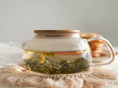 Green Tea: மக்களே..ஏராளமான நன்மைகள் நிறைந்த கிரீன் டீ-யை எப்போது குடிக்க வேண்டும்? இதைப் படிங்க!