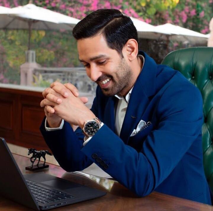 Business Blue vibes: Vikrant Massey was seen looking dashing in a blue suit. He totally carried the look off with suave.