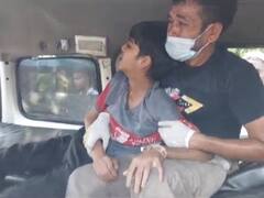 गाजियाबाद में कुत्ते के काटने से फैला इंफेक्शन, पिता की गोद में तड़प-तड़पकर हुई बच्चे की मौत