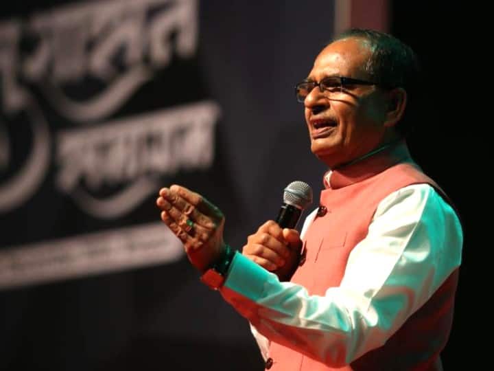 MP News: नितिन गडकरी ने की सीएम शिवराज की तारीफ, कहा- 'पिछले 7 साल से कृषि क्षेत्र में...' Nitin Gadkari Appreciates CM Shivraj Singh Chouhan during BJP Jan Ashirwad Yatra MP elections 2023 ANN MP News: नितिन गडकरी ने की सीएम शिवराज की तारीफ, कहा- 'पिछले 7 साल से कृषि क्षेत्र में...'