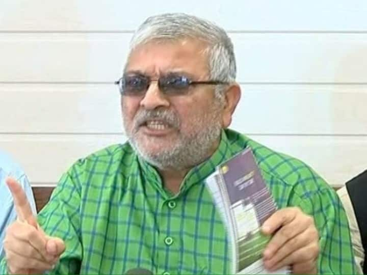 Former MP Dr. Dharamvir Gandhi will not contest the Lok Sabha elections, said- 'I have opposed BJP-RSS earlier also, will continue to do so' Lok Sabha Elections 2024: पूर्व सांसद डॉ. धर्मवीर गांधी नहीं लड़ेंगे लोकसभा चुनाव, बोले- ‘BJP-RSS का विरोध पहले भी किया अब...'