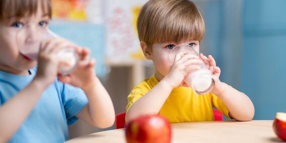 Diet for child: नहीं बढ़ रहा है बच्चे का वजन तो डाइट में शामिल करें ये 5 फूड्स