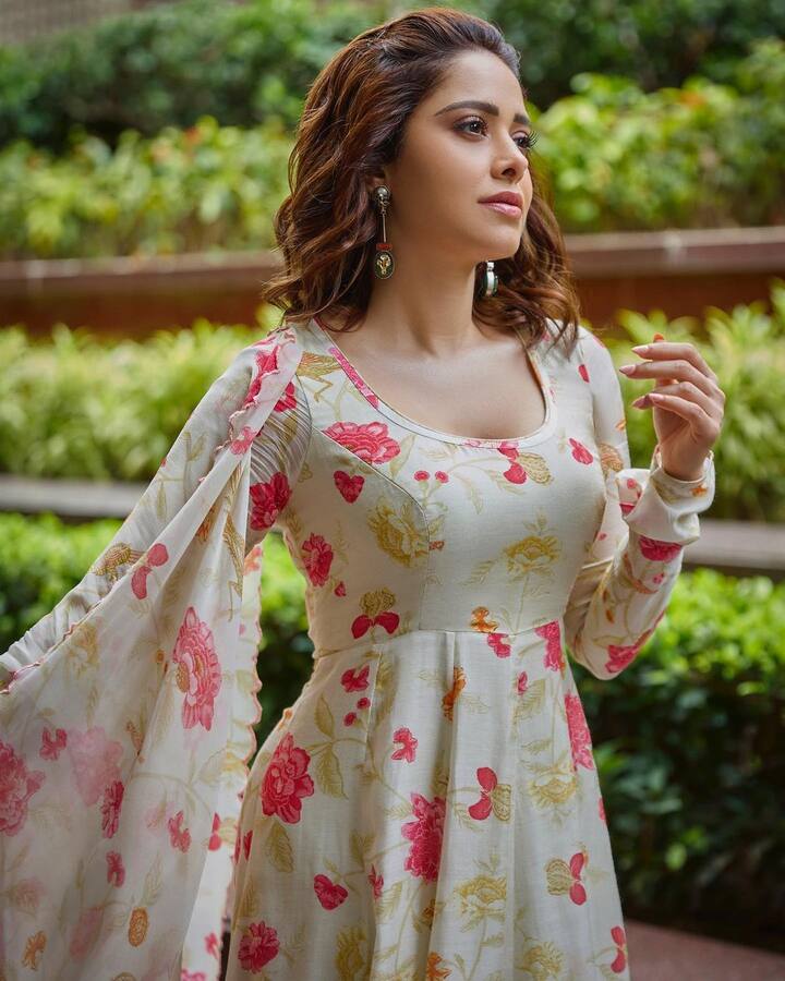 నుష్రత్ భరూచా (Image Courtesy : nushrrattbharuccha / Instagram) 