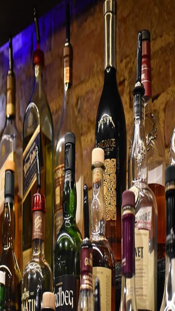 ਸਰਕਾਰ ਨੇ ਸ਼ਰਾਬ ਪੀਣ ਦਾ ਸਮਾਂ ਕੀਤਾ ਤੈਅ, ਸ਼ਰਾਬੀ ਨੋਟ ਕਰ ਲੈਣ ਟਾਇਮ !