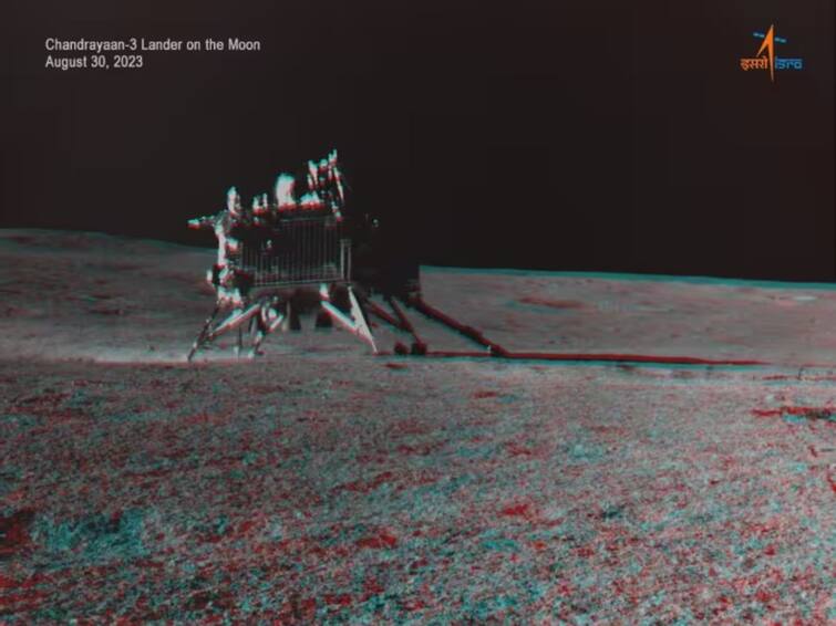 Isro Released 3d Picture Of Moon Marathi News Photo Went Viral On Social Media Chandrayaan 3 Mission: इस्रोची नवी अपडेट! चंद्राच्या पृष्ठभागावरील 3D छायाचित्र केले जारी, सोशल मीडियावर व्हायरल