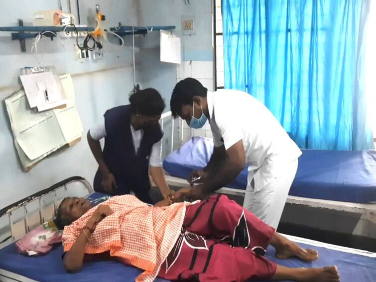 Mayiladuthurai an old woman tried to set fire to the collector's office due to property issues TNN மயிலாடுதுறை ஆட்சியர் அலுவலகத்தில் தீக்குளிக்க முயன்ற மூதாட்டி - காரணம் இதுதான்