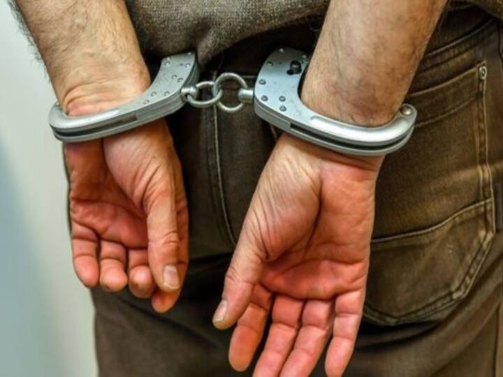 chennai crime ISIS leader arrest in chennai by NIA Officers Crime: சென்னையில் ஐ.எஸ்.ஐ.எஸ். அமைப்பின் தலைவர் கைது.. பெரும் பரபரப்பு..! நடந்தது என்ன?