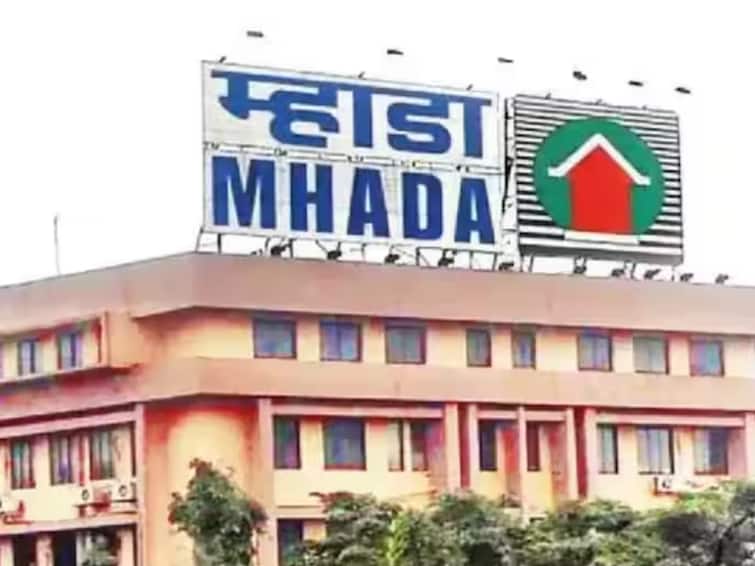 pune mhada houses in  pune city process will start from 26th august 2023 know details Pune Mhada News : पुण्यात घराचं स्वप्न पूर्ण करायचंय?  म्हाडाच्या पाच हजार घरांची सोडत निघणार, कशी असेल अर्जाची प्रक्रिया?