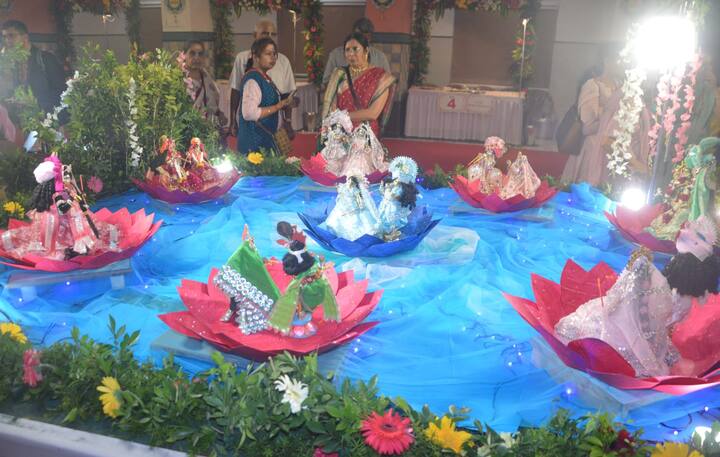 जन्माष्टमीनिमित्ताने यंदा 2.5 ते 3 लाख भाविकांनी दर्शनासाठी गर्दी केली.