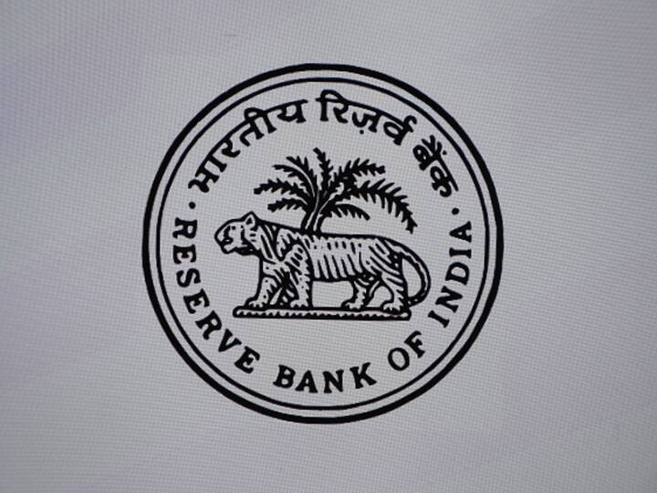 RBI Resisted Govt Pressure For Rs 3 Lakh Crore Transfer In 2018 For General Elections, Claims Former Deputy Governor Viral Acharya RBI Resisted Govt Pressure For Rs 3 Lakh Crore Transfer In 2018 For General Elections, Claims Former Deputy Governor Viral Acharya